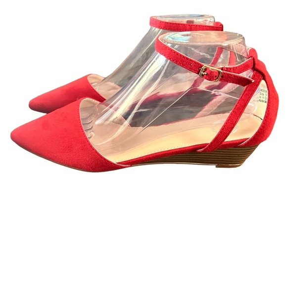 Journee Collection Arkie Red Wedge size 9 - Picture 7 of 9